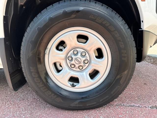 Used 2025 Nissan Frontier S image 37