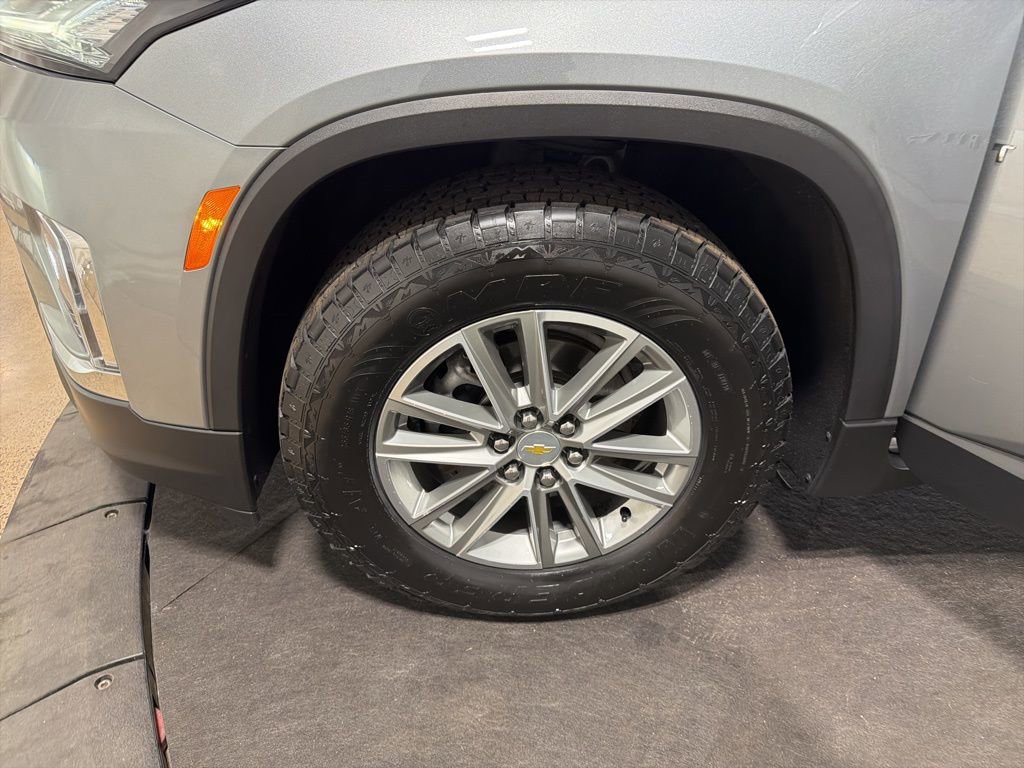 Certified 2023 Chevrolet Traverse LT w/ LPO, Floor Liner Package image 41