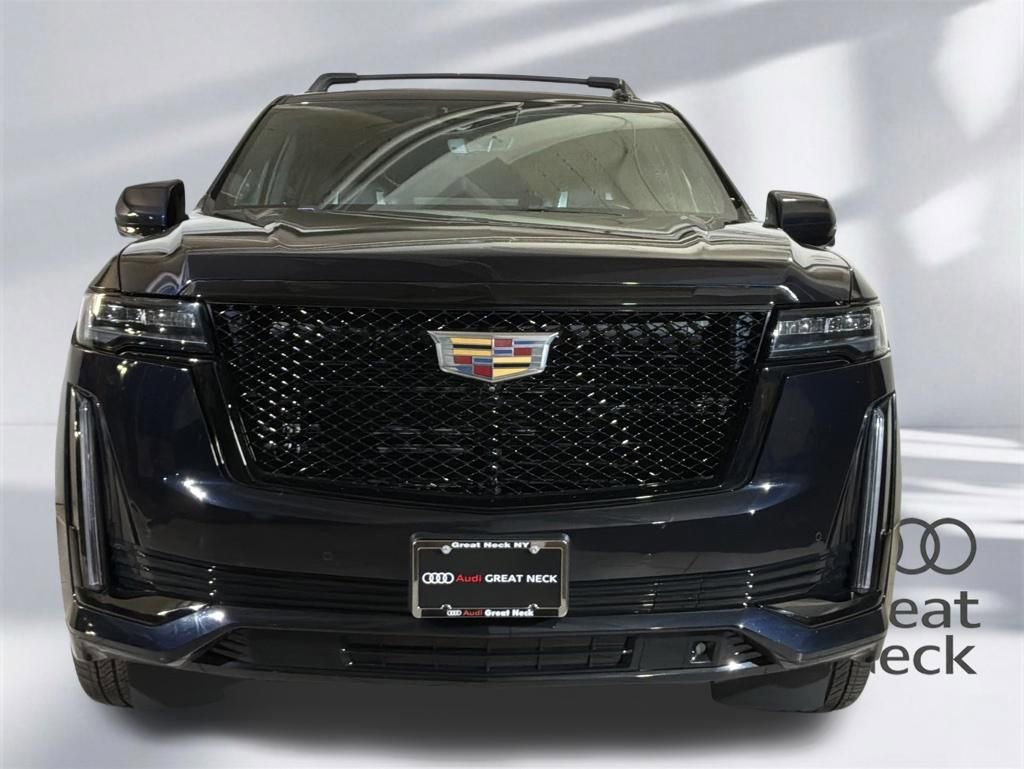 Used 2024 Cadillac Escalade ESV Sport Platinum w/ LPO, ONYX Package AWD/4WD image 24