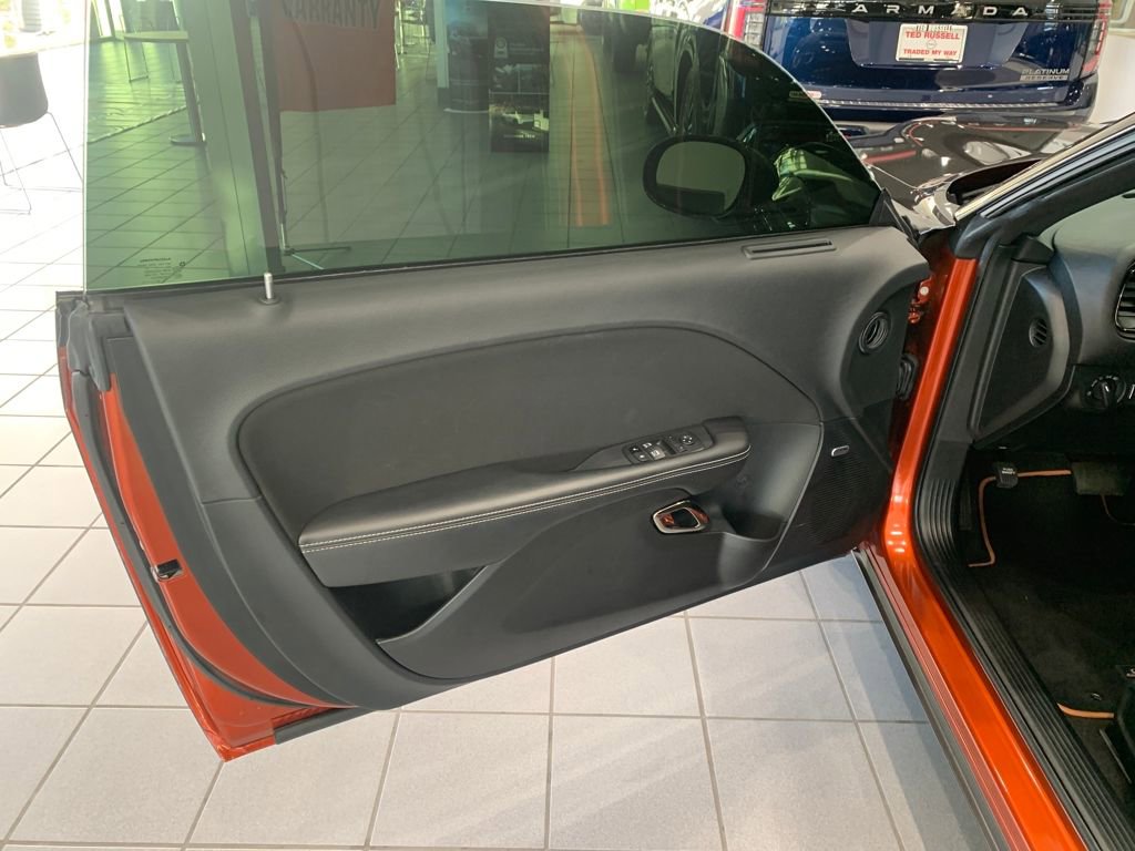 Used 2022 Dodge Challenger SRT Hellcat image 9