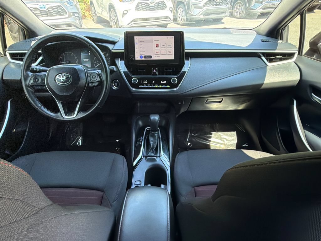Used 2025 Toyota Corolla SE FWD image 13