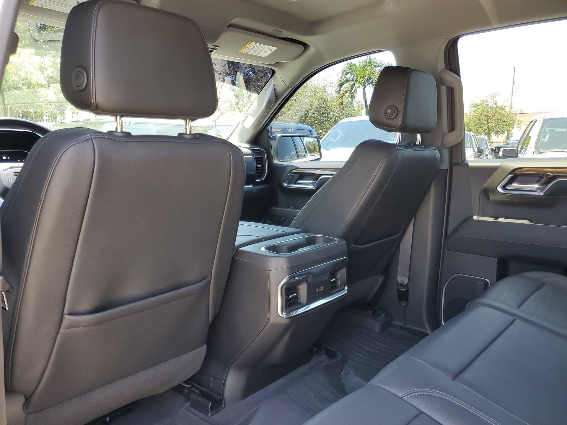 Used 2023 GMC Sierra 1500 Elevation w/ Elevation Premium Package RWD image 10