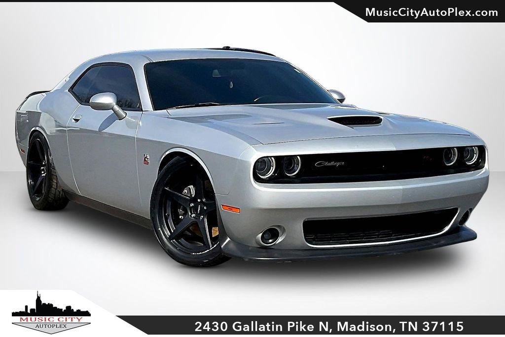 Used 2019 Dodge Challenger R/T Scat Pack image 1
