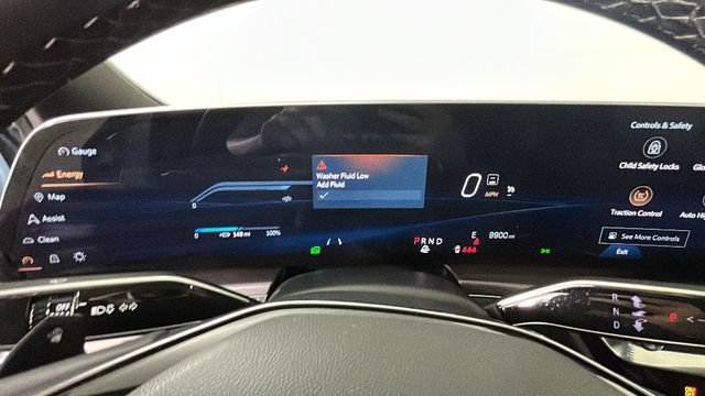 Used 2024 Cadillac Lyriq Tech AWD/4WD image 18