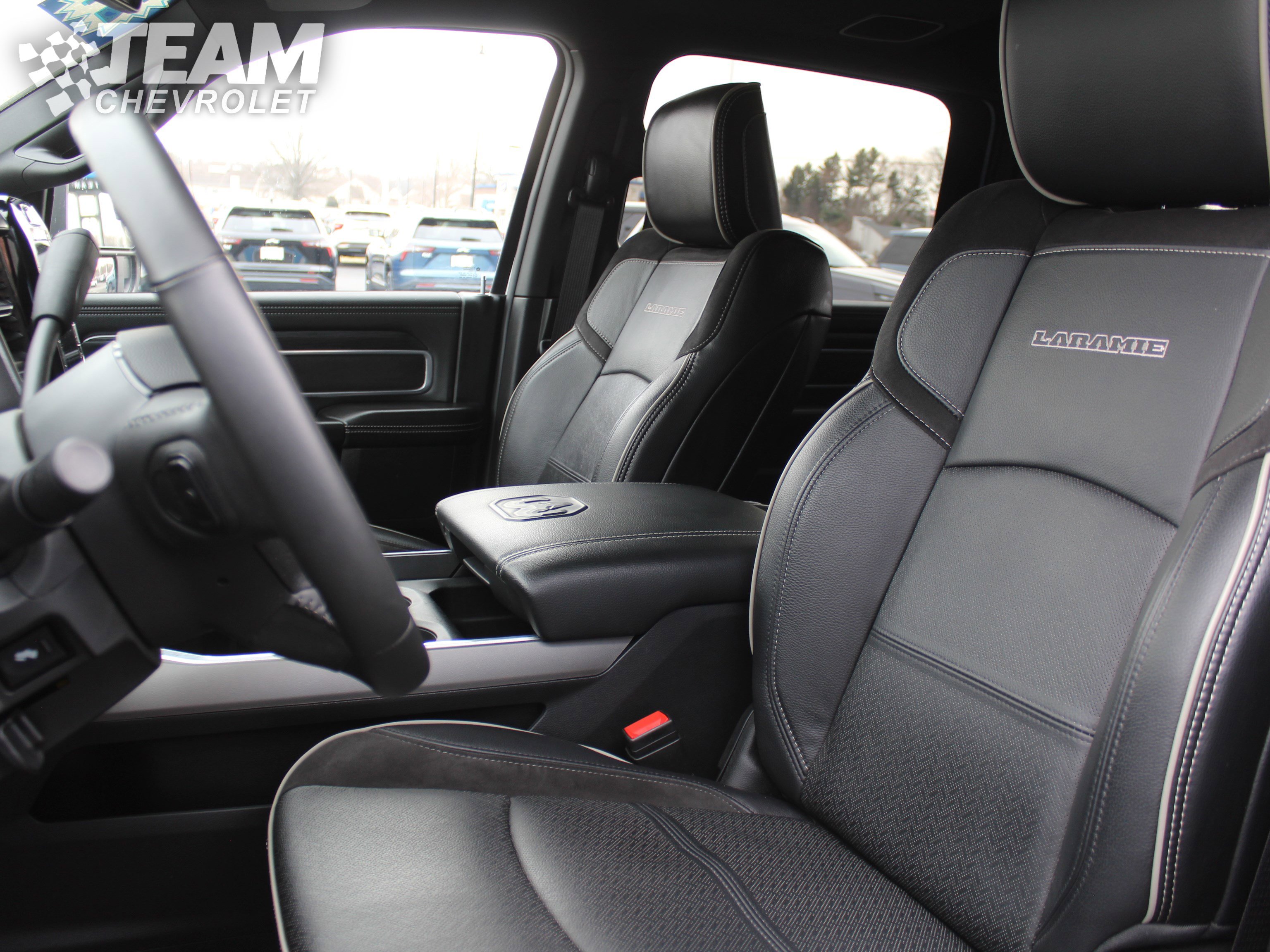 Used 2024 RAM 3500 Laramie w/ Night Edition image 12