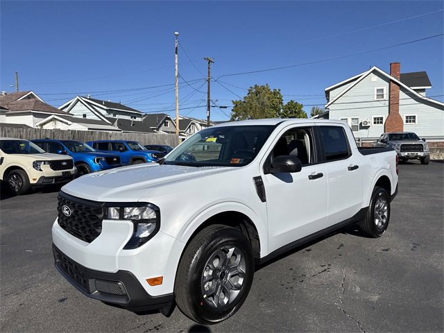 New 2025 Ford Maverick XLT image 10