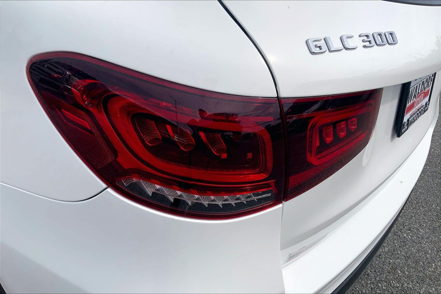 Used 2022 Mercedes-Benz GLC 300 4MATIC w/ Premium Package Lite image 34