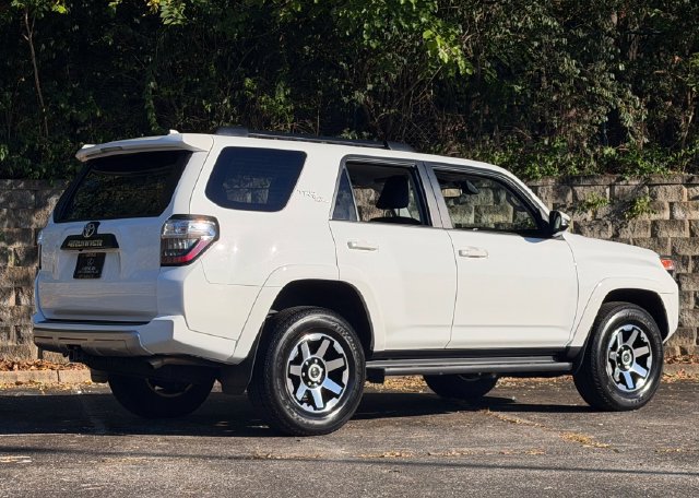Used 2024 Toyota 4Runner TRD Off-Road Premium AWD/4WD image 6