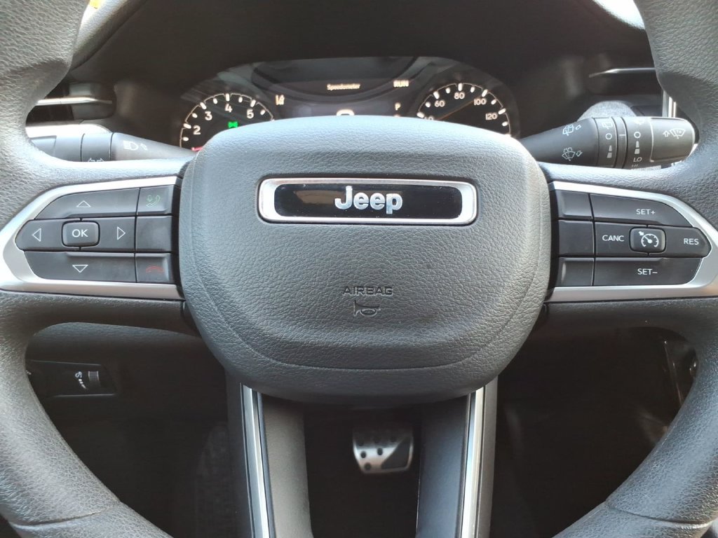 Used 2024 Jeep Compass Sport w/ Mopar Graphics Package AWD/4WD image 13
