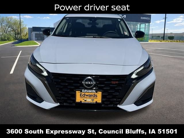 Used 2023 Nissan Altima 2.5 SR FWD image 10