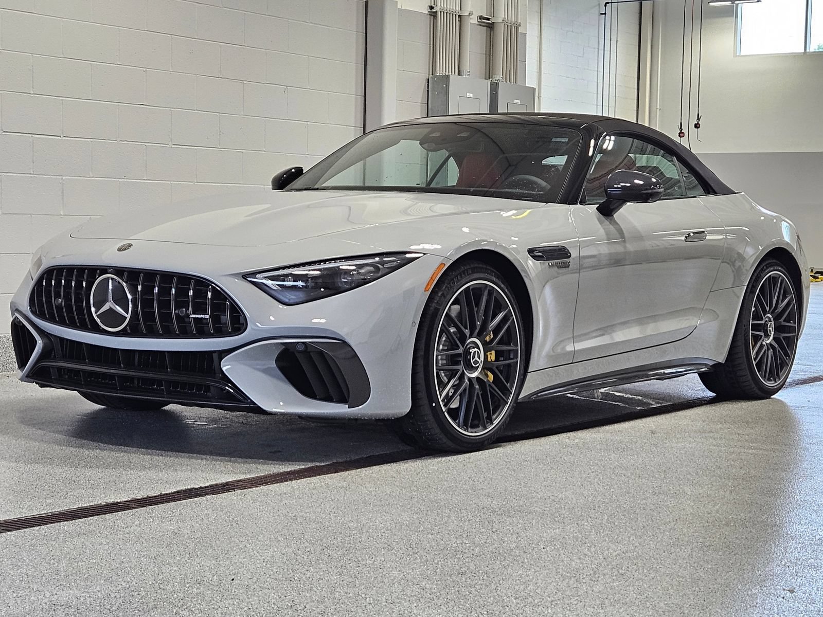 New 2026 Mercedes-Benz SL 63 AMG 4MATIC image 8
