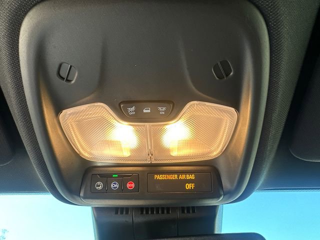 Used 2024 Chevrolet Colorado Z71 w/ Z71 Convenience Package 2 AWD/4WD image 44