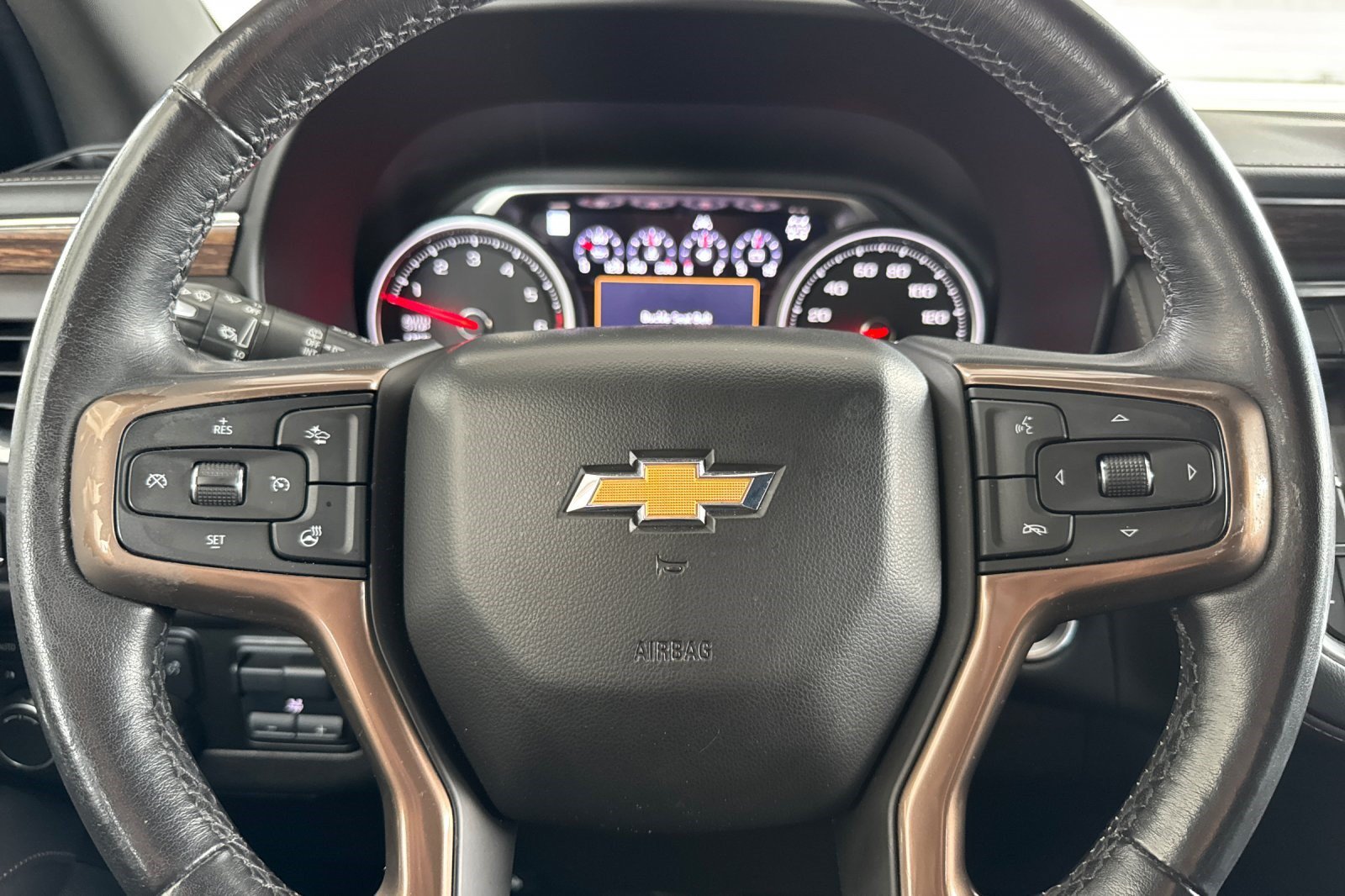 Used 2021 Chevrolet Tahoe High Country w/ Premium Package AWD/4WD image 31
