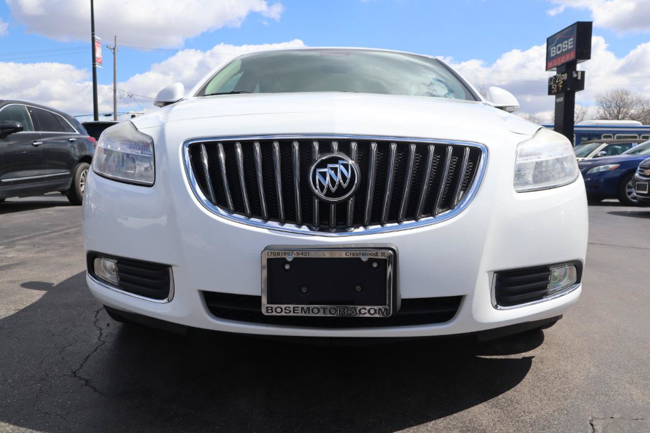 Used 2012 Buick Regal Leather FWD image 8