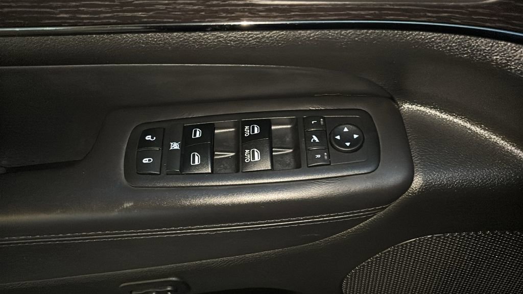 Used 2018 Jeep Grand Cherokee High Altitude image 12