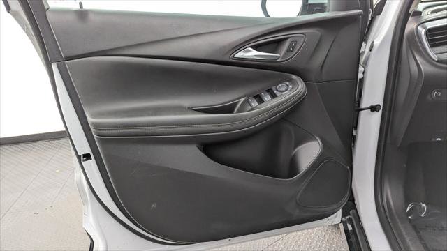 Used 2024 Buick Encore GX Sport Touring image 13