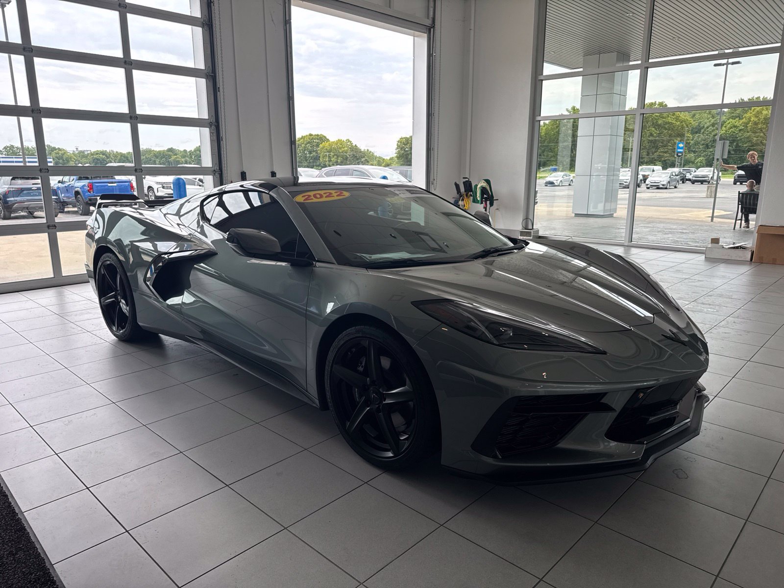 Used 2022 Chevrolet Corvette Stingray Coupe w/ 1LT RWD image 3