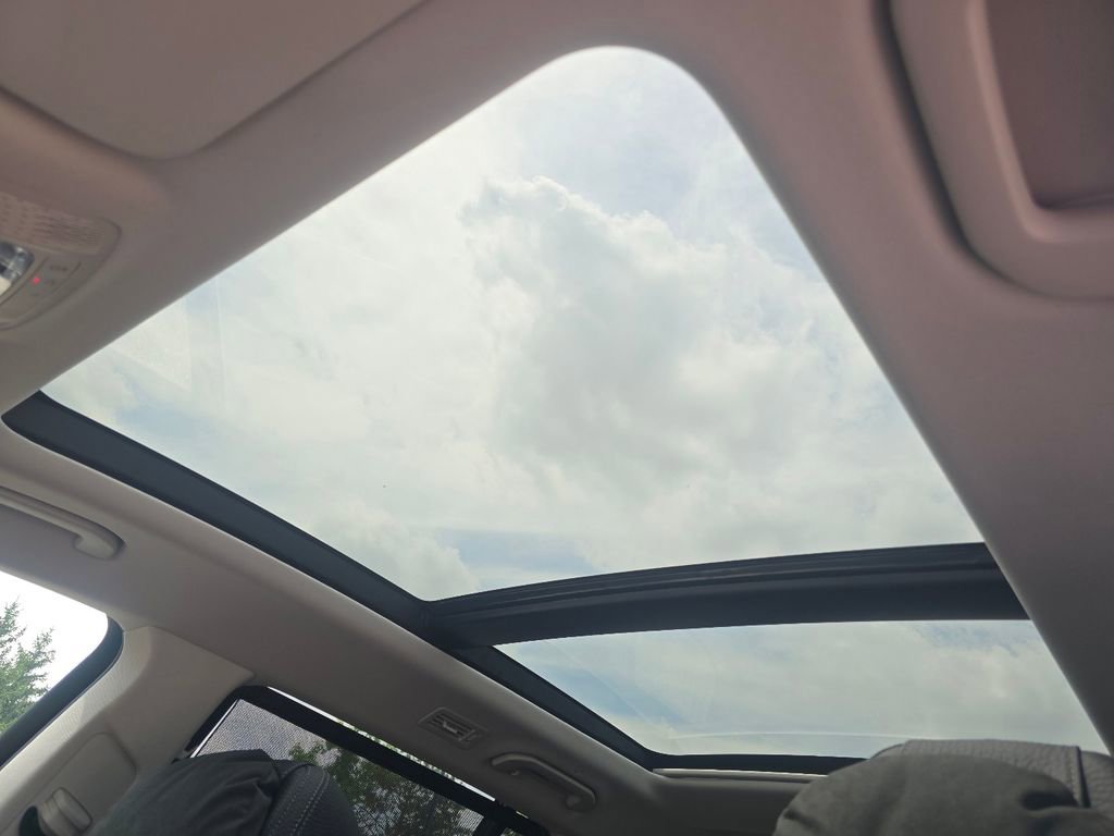 New 2026 Mercedes-Benz GLS 450 4MATIC image 3