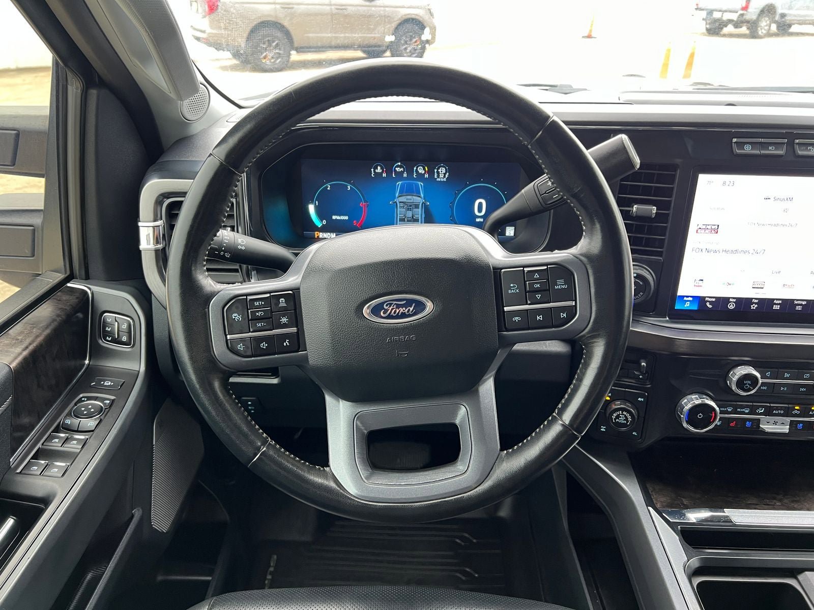 Used 2023 Ford F250 Lariat w/ Lariat Ultimate Package AWD/4WD image 33
