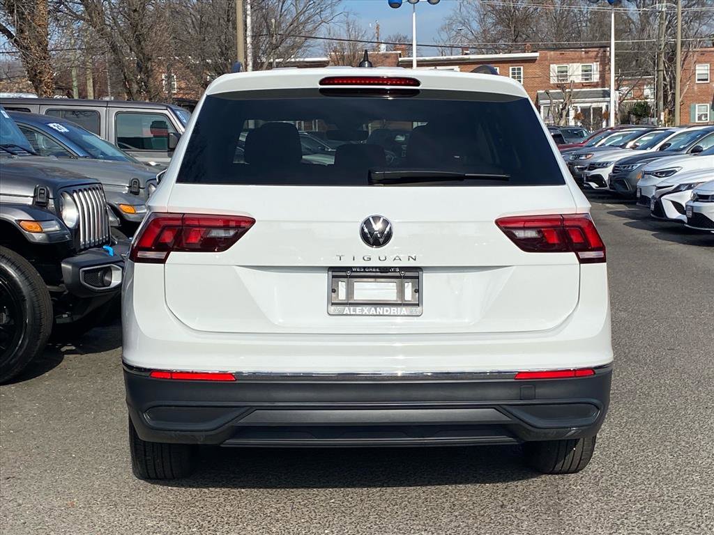 Certified 2024 Volkswagen Tiguan S image 4