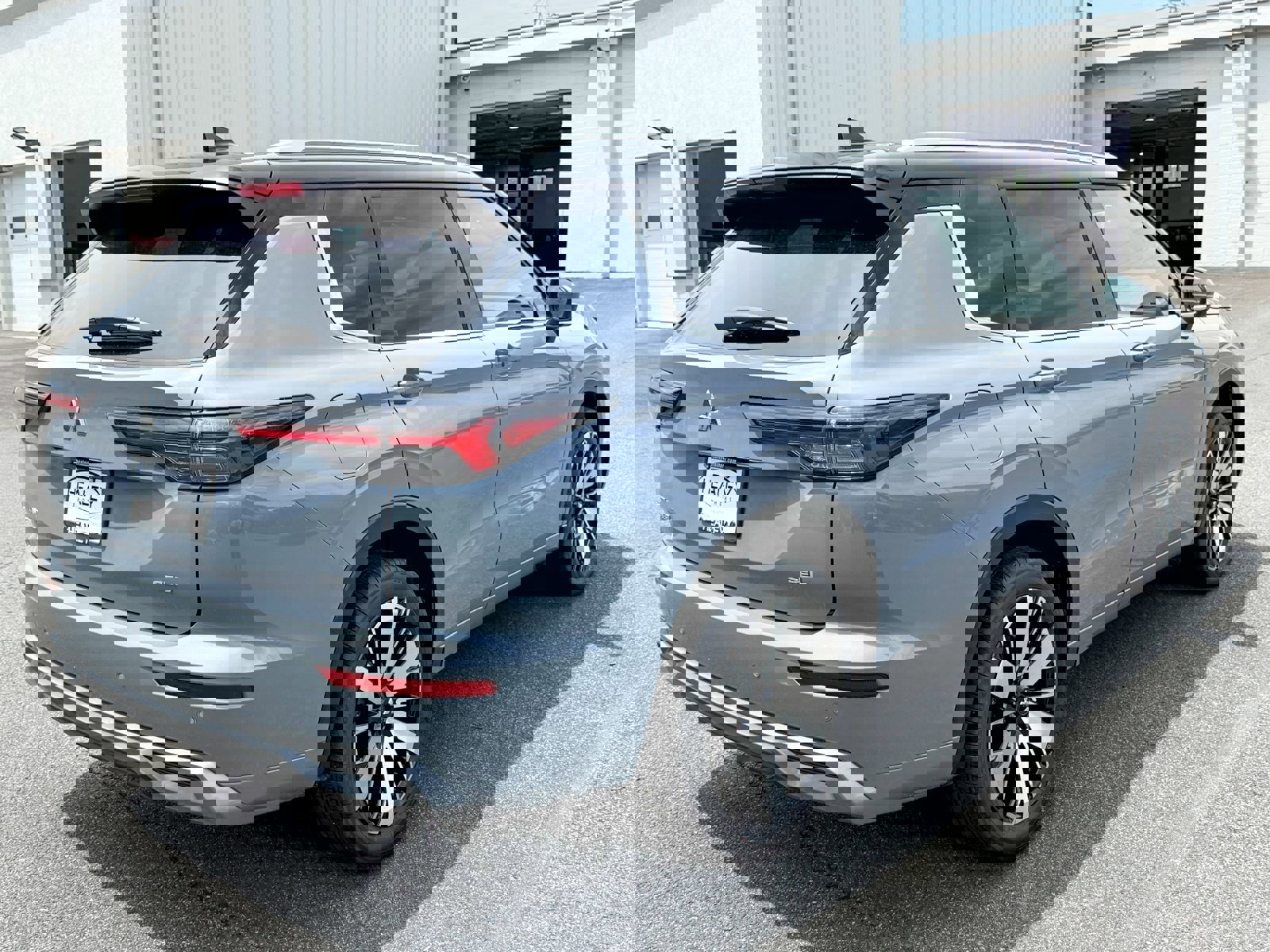 New 2025 Mitsubishi Outlander SEL image 12