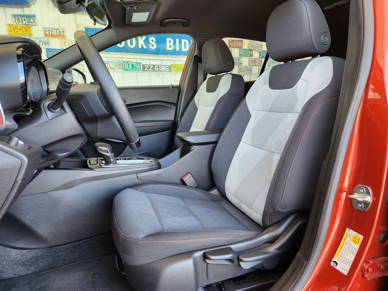 Used 2024 Chevrolet Trax RS w/ Driver Confidence Package FWD image 4