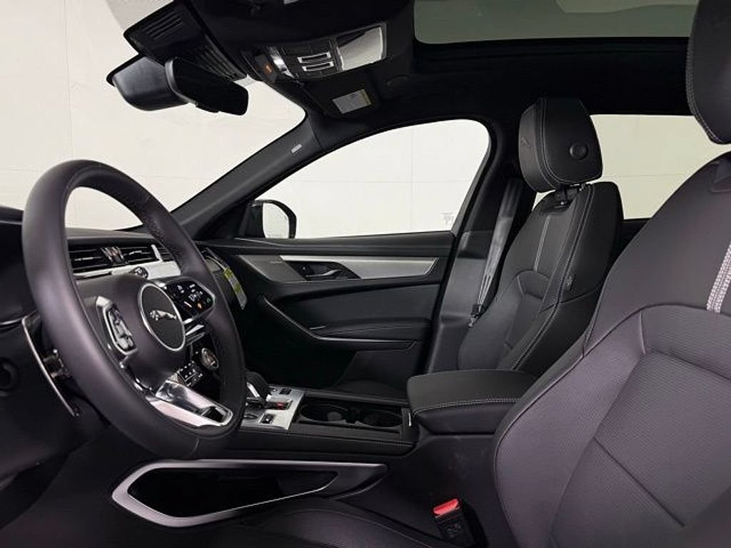 New 2026 Jaguar F-PACE R-Dynamic S AWD/4WD image 5