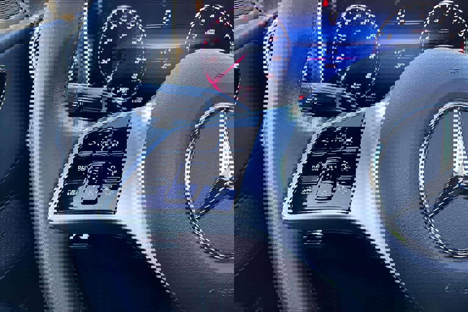 Used 2025 Mercedes-Benz C 300 Sedan image 23