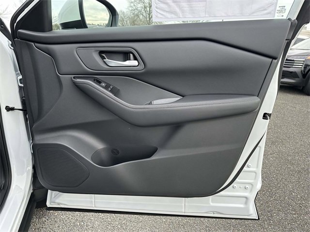 New 2026 Nissan Rogue SV image 8