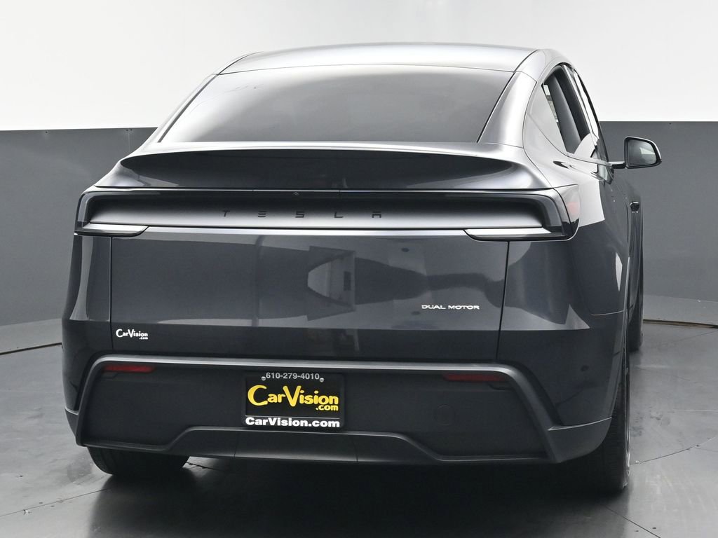 Used 2026 Tesla Model Y Long Range image 3