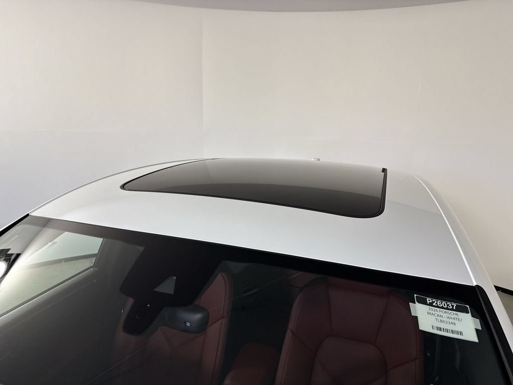 New 2026 Porsche Macan AWD/4WD image 17