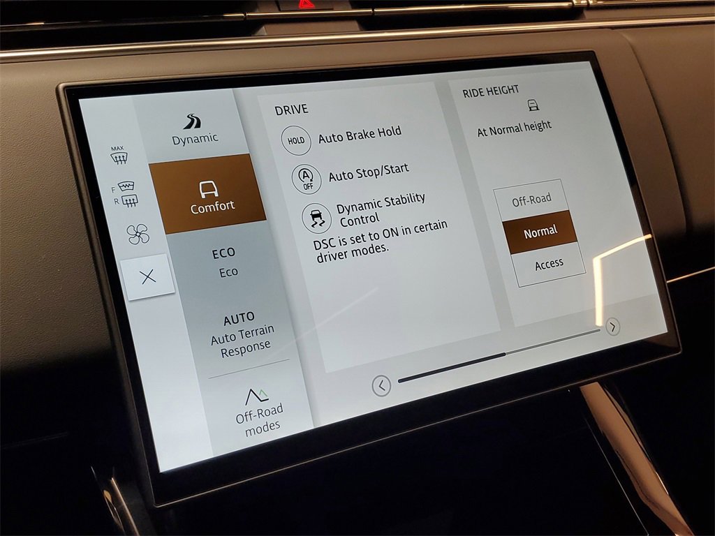 New 2025 Land Rover Range Rover Sport SE image 21