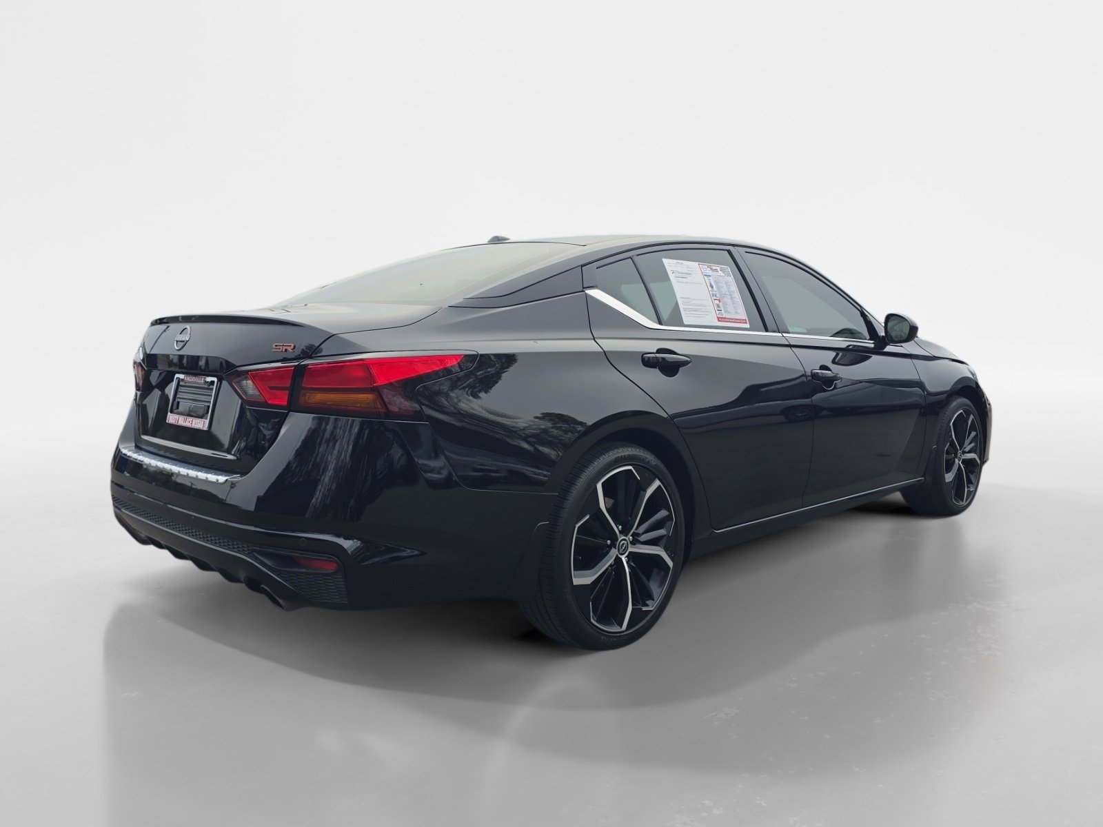 Certified 2023 Nissan Altima 2.5 SR w/ SR Premium Package image 5