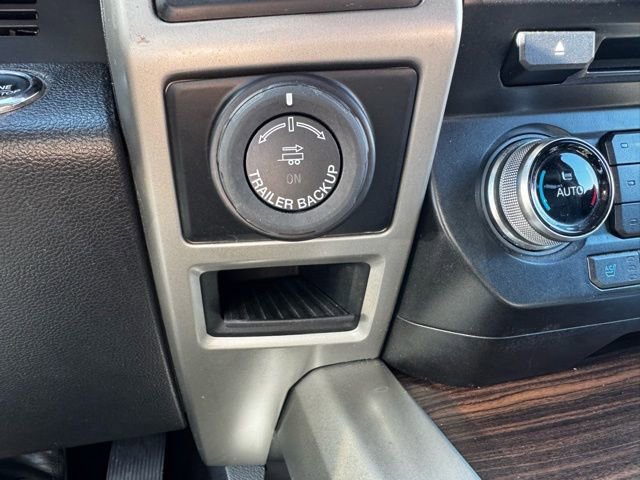 Used 2017 Ford F150 Lariat w/ Equipment Group 502A Luxury image 31