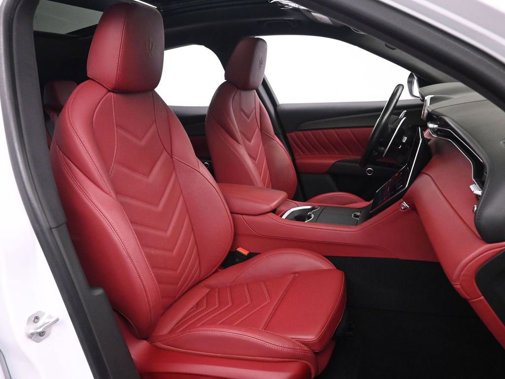 Used 2023 Maserati Grecale Modena image 25