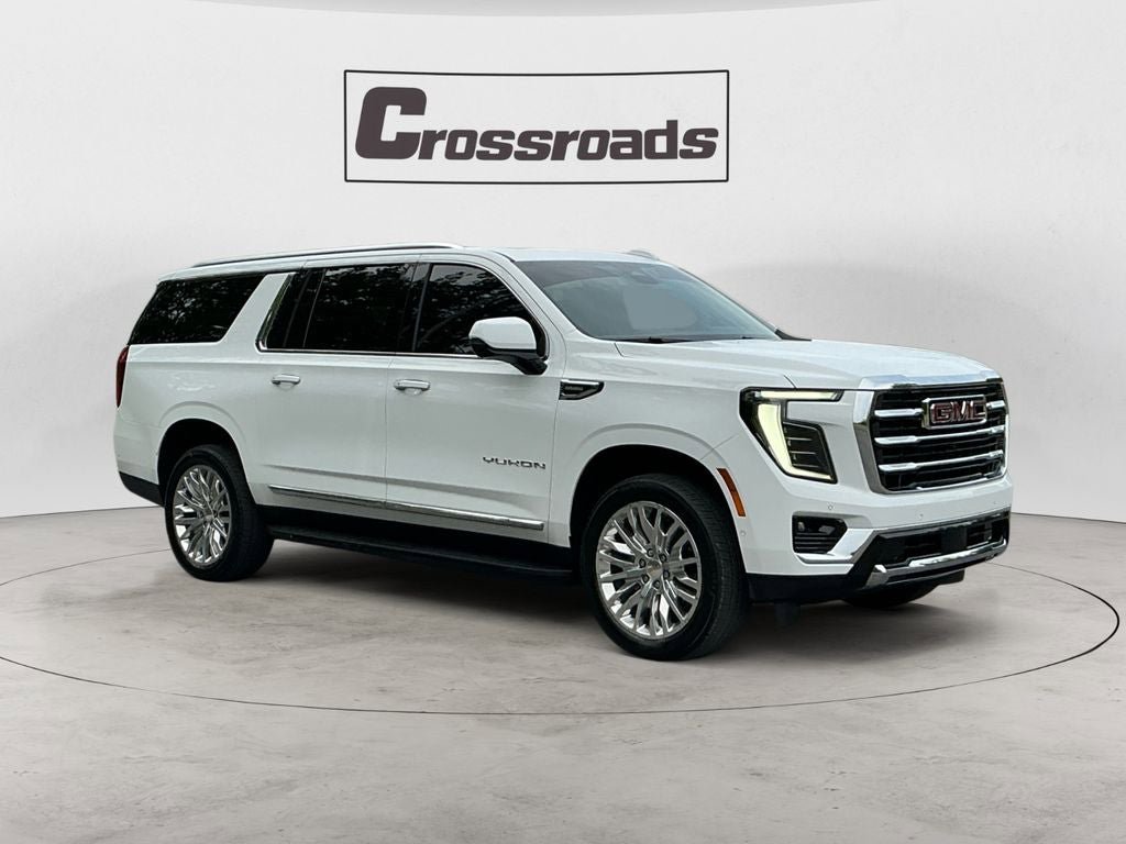 Used 2026 GMC Yukon XL Elevation w/ Elevation Premium Package RWD image 7