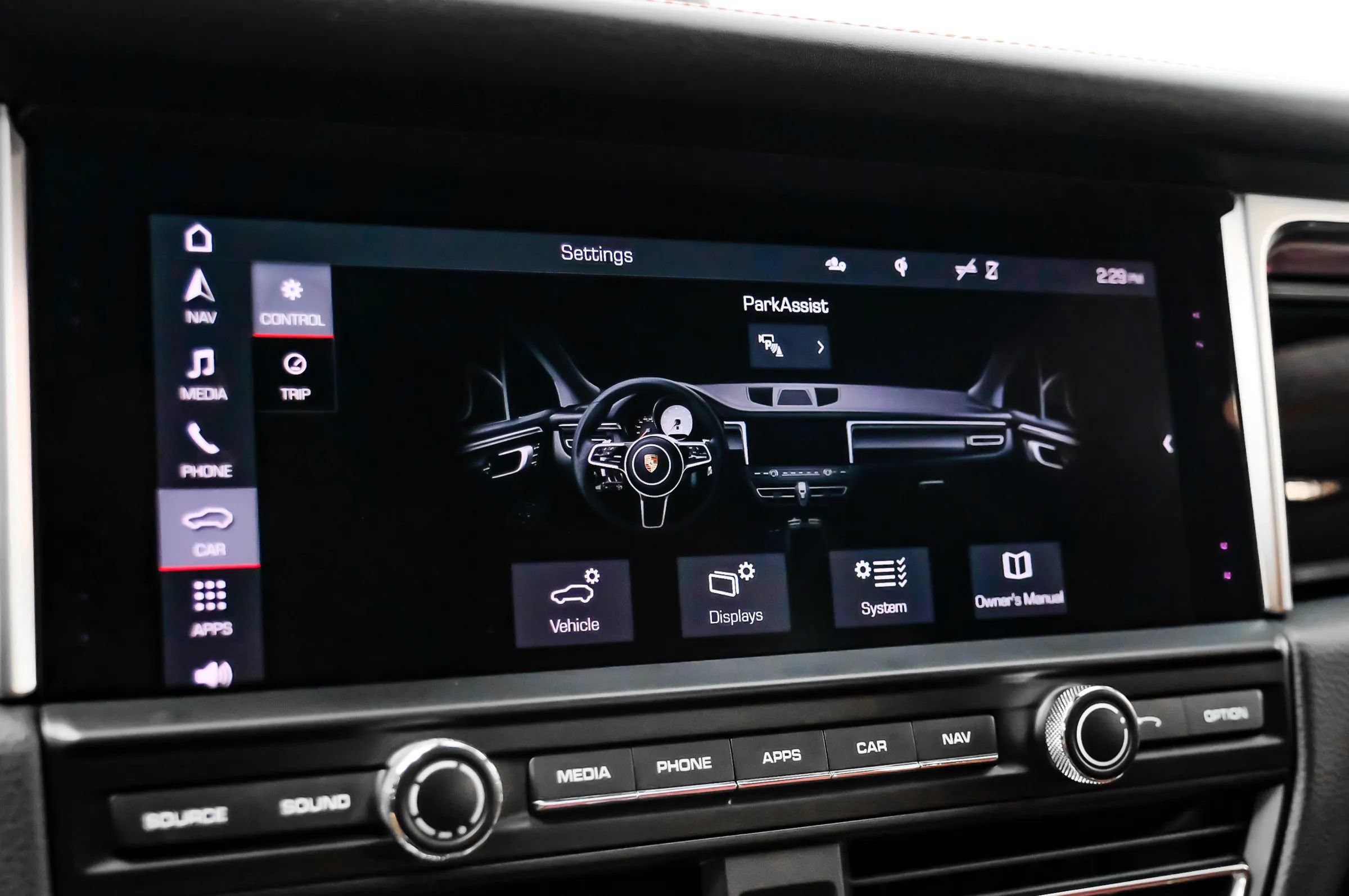 Used 2020 Porsche Macan S AWD/4WD image 28