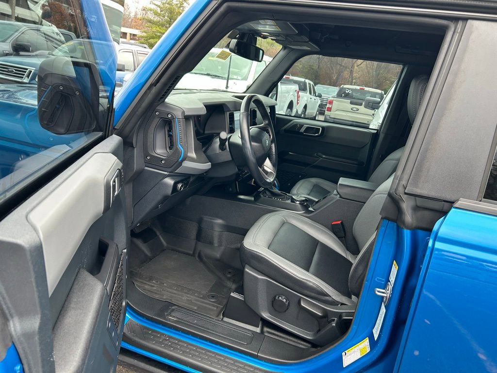 Certified 2024 Ford Bronco Black Diamond image 13