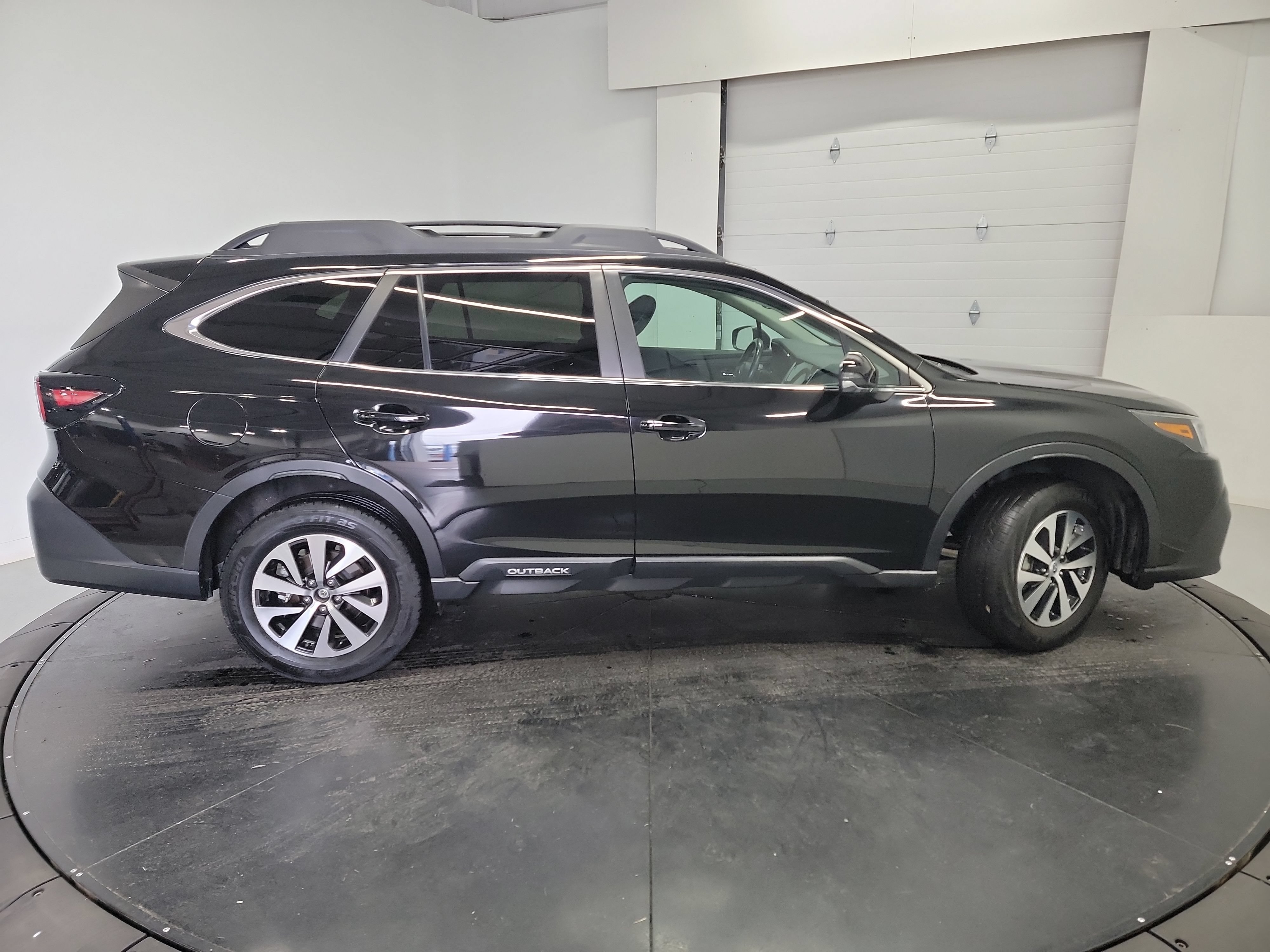 Used 2021 Subaru Outback Premium AWD/4WD image 11