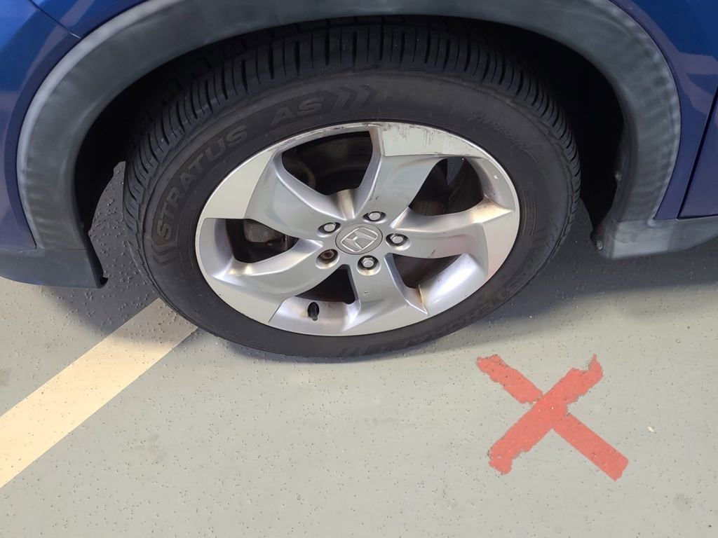 Used 2018 Honda HR-V LX image 4