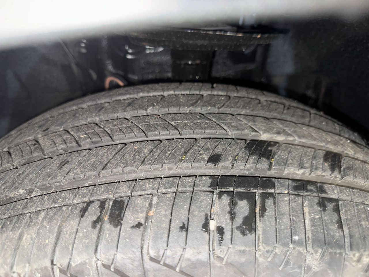 Used 2025 Toyota RAV4 XLE Premium image 11