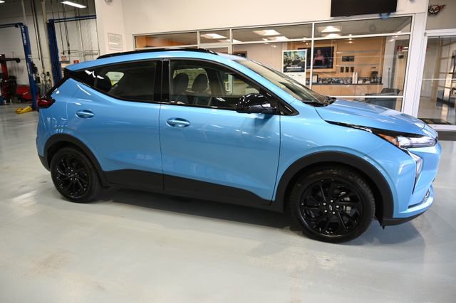 New 2027 Chevrolet Bolt RS w/ Technology Package image 4