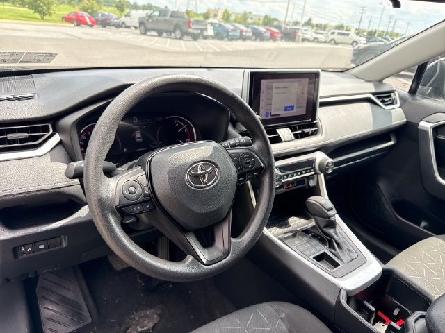 Used 2023 Toyota RAV4 XLE AWD/4WD image 18