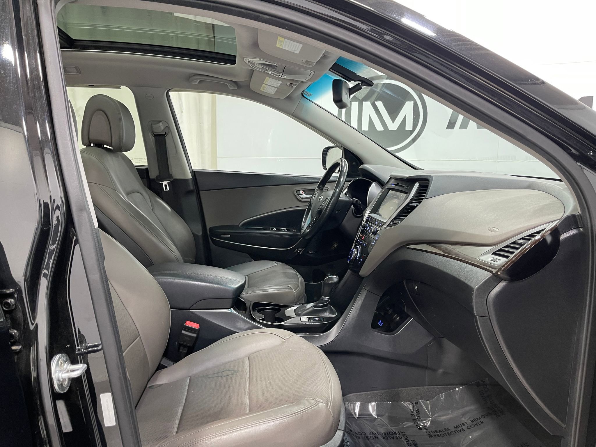 Used 2017 Hyundai Santa Fe Sport FWD image 31