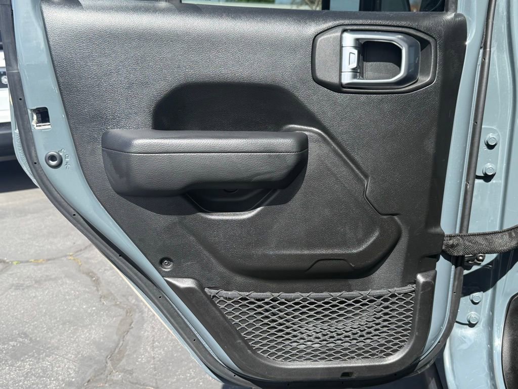 Used 2025 Jeep Wrangler Willys image 38