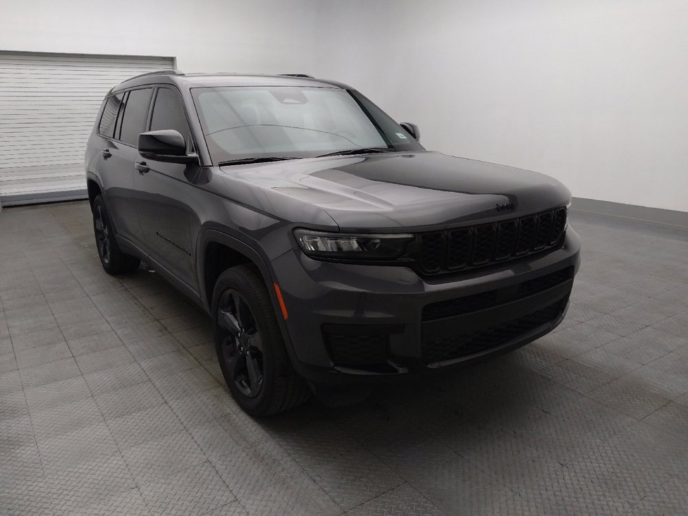 Used 2023 Jeep Grand Cherokee L Laredo RWD image 13