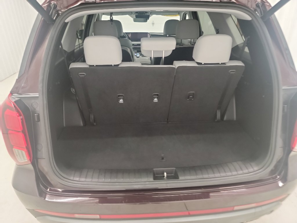 Used 2024 Hyundai Palisade SEL image 16