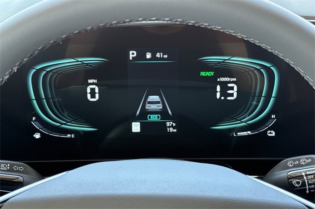 New 2025 Kia Niro EX image 31