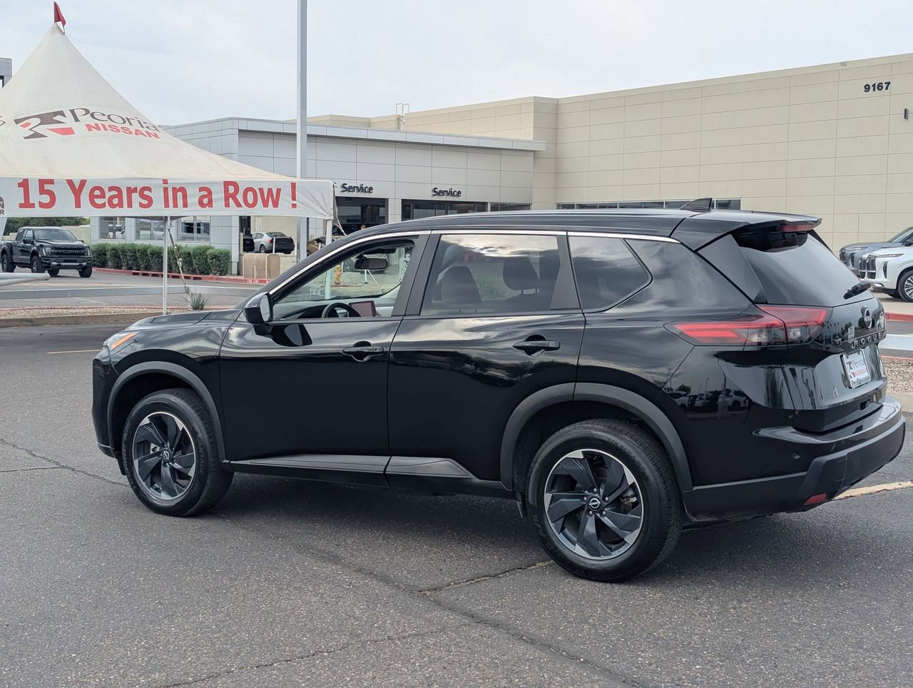 Certified 2025 Nissan Rogue SV image 4