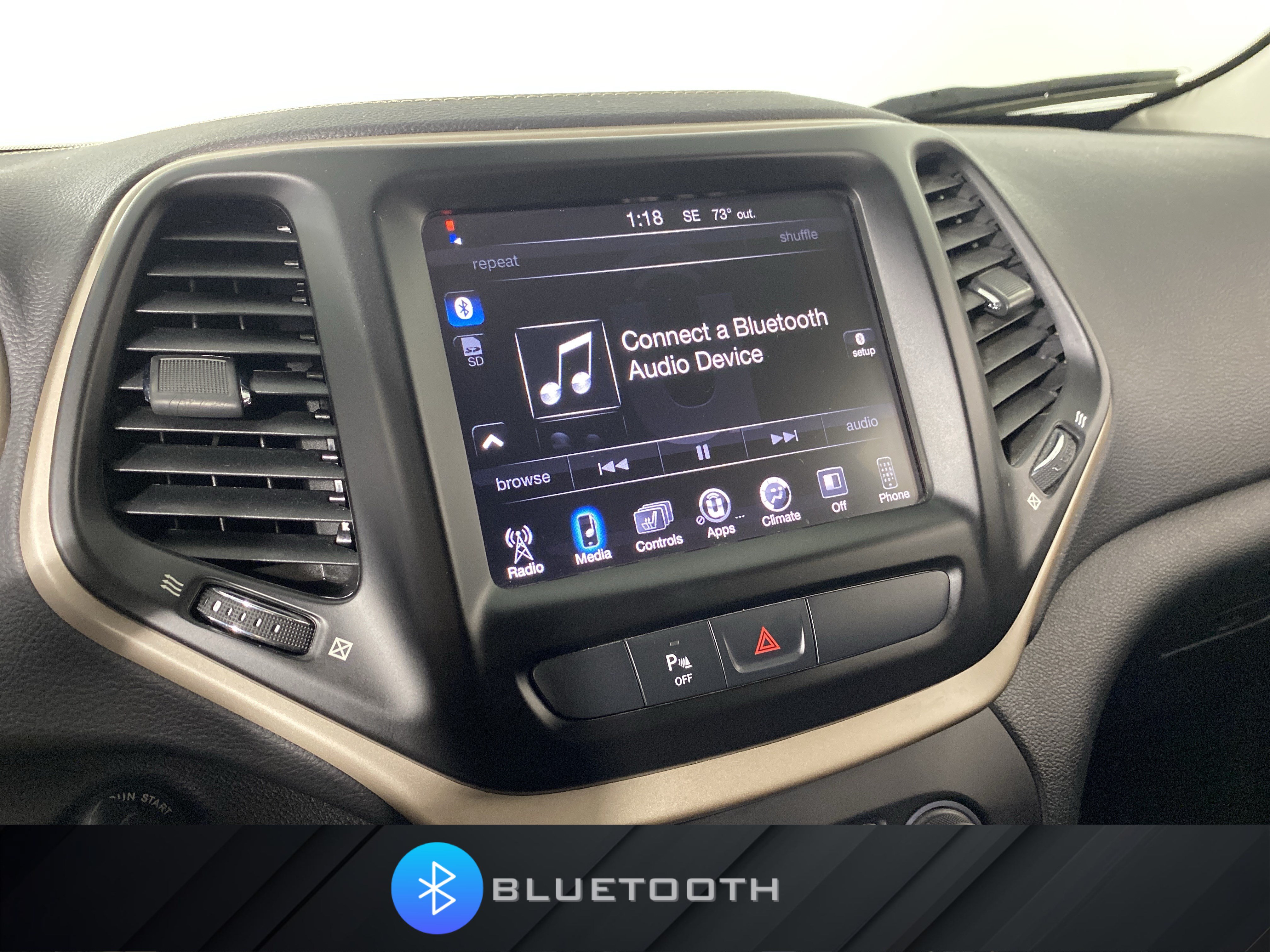 Used 2016 Jeep Cherokee Latitude w/ Safety/Convenience Group AWD/4WD image 2
